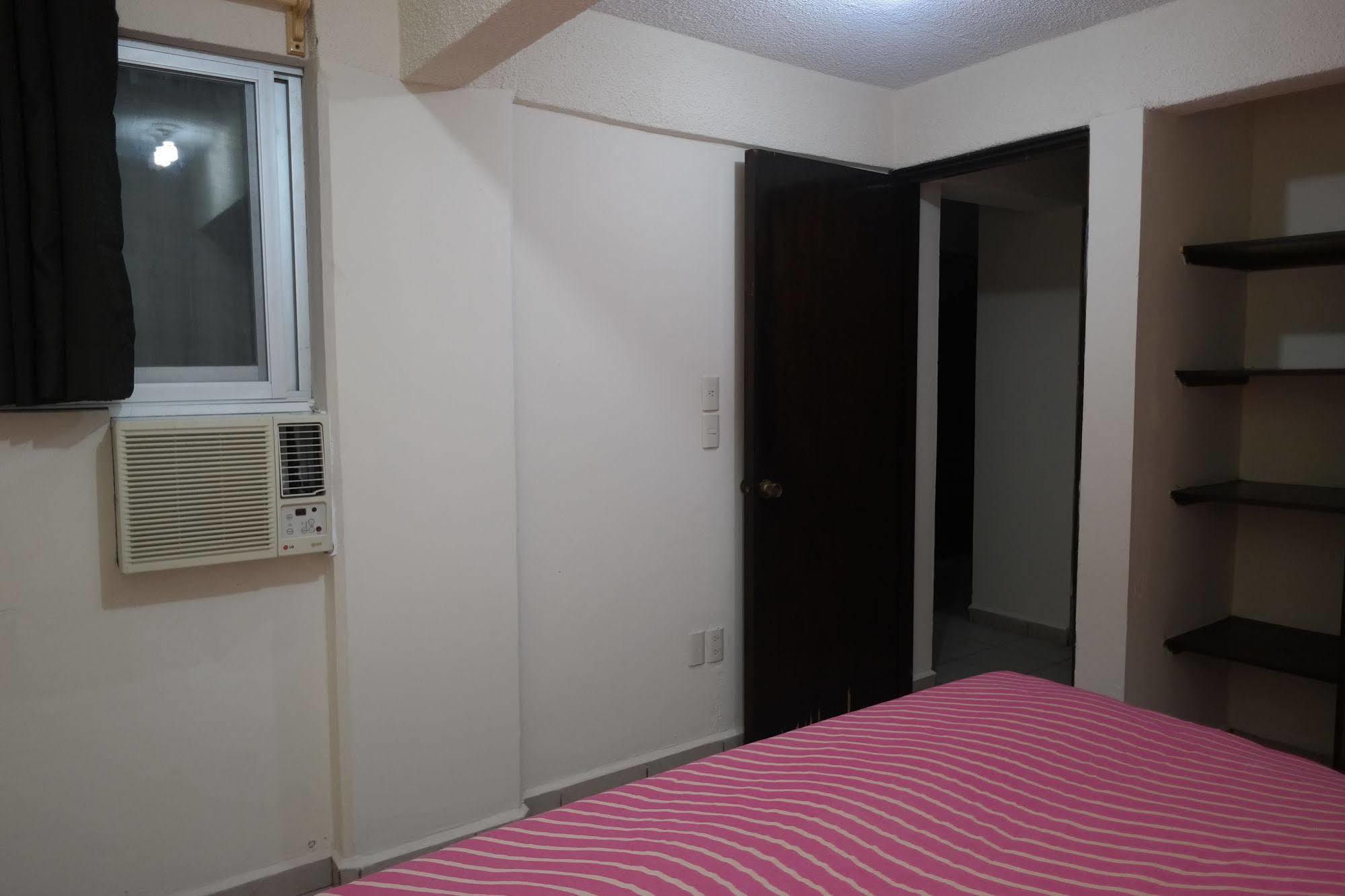 Isabel Suites Сиуатанехо Екстериор снимка