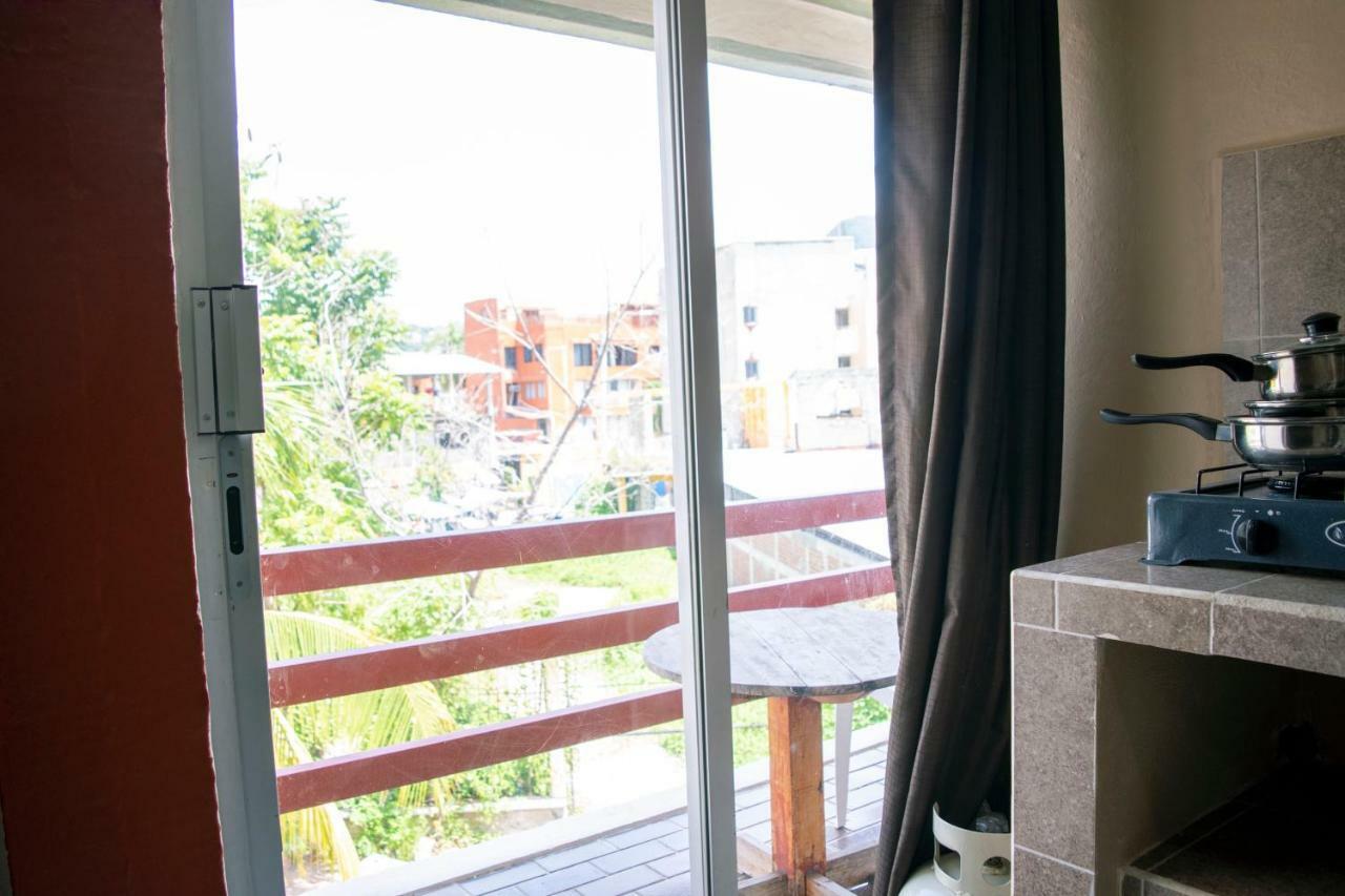 Isabel Suites Сиуатанехо Екстериор снимка
