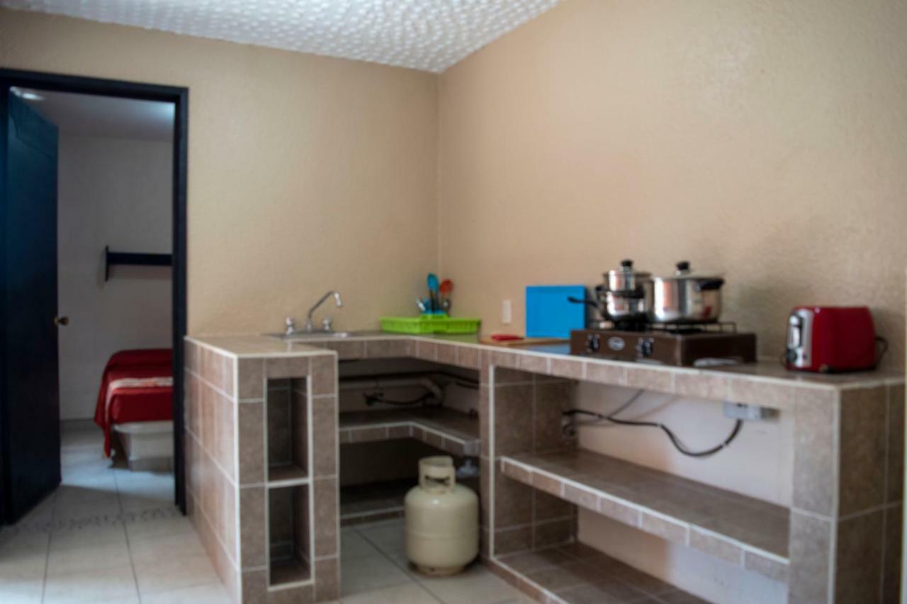 Isabel Suites Сиуатанехо Екстериор снимка
