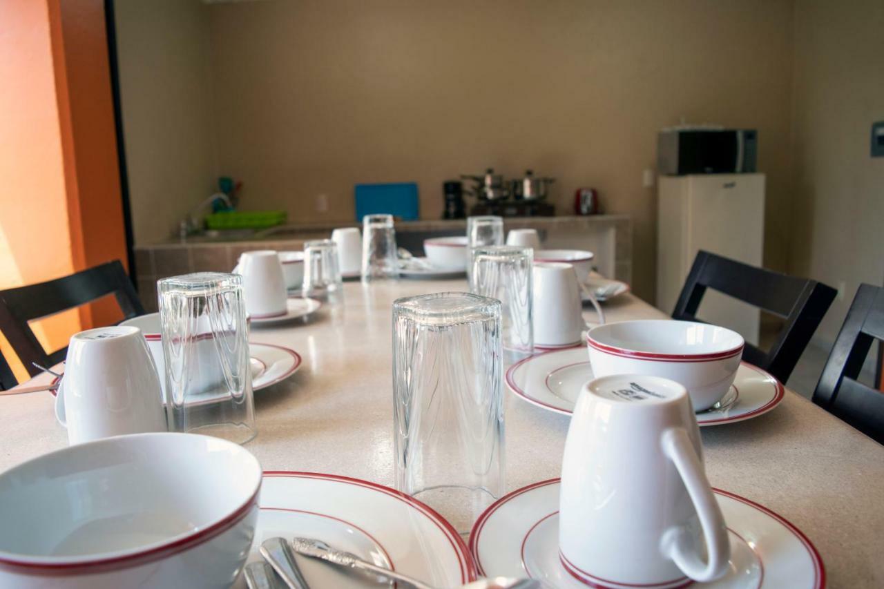 Isabel Suites Сиуатанехо Екстериор снимка